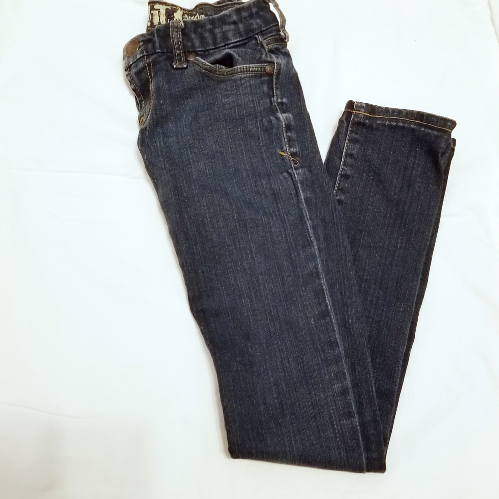 !IT, Dark Wash, Skinny Jeans, Size 24